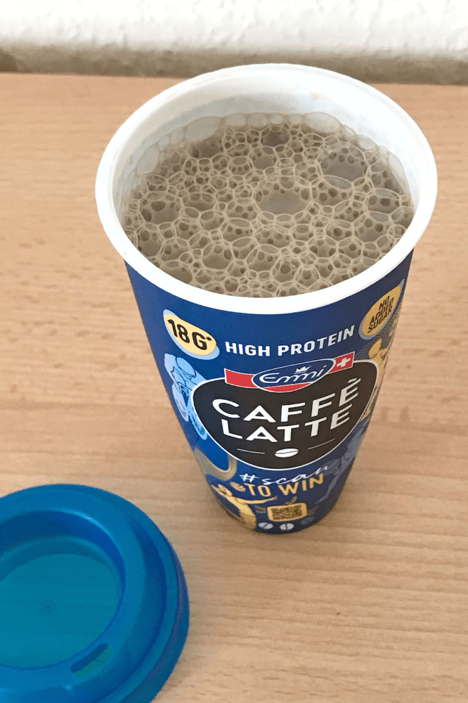 Caffè Latte geschüttelt